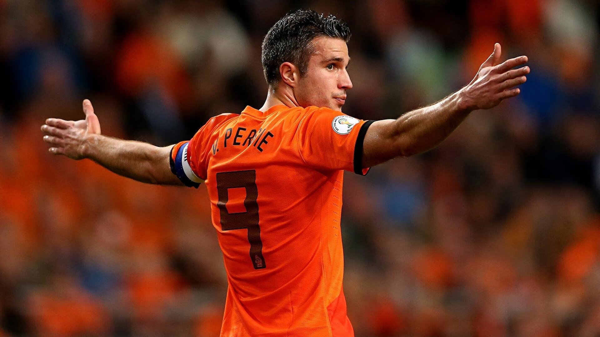 暗夜淬火,迪巴拉在欧冠淘汰赛之夜的压力爆发